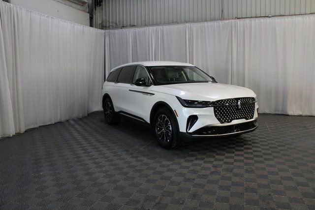 New 2026 Lincoln Nautilus Premier image 50