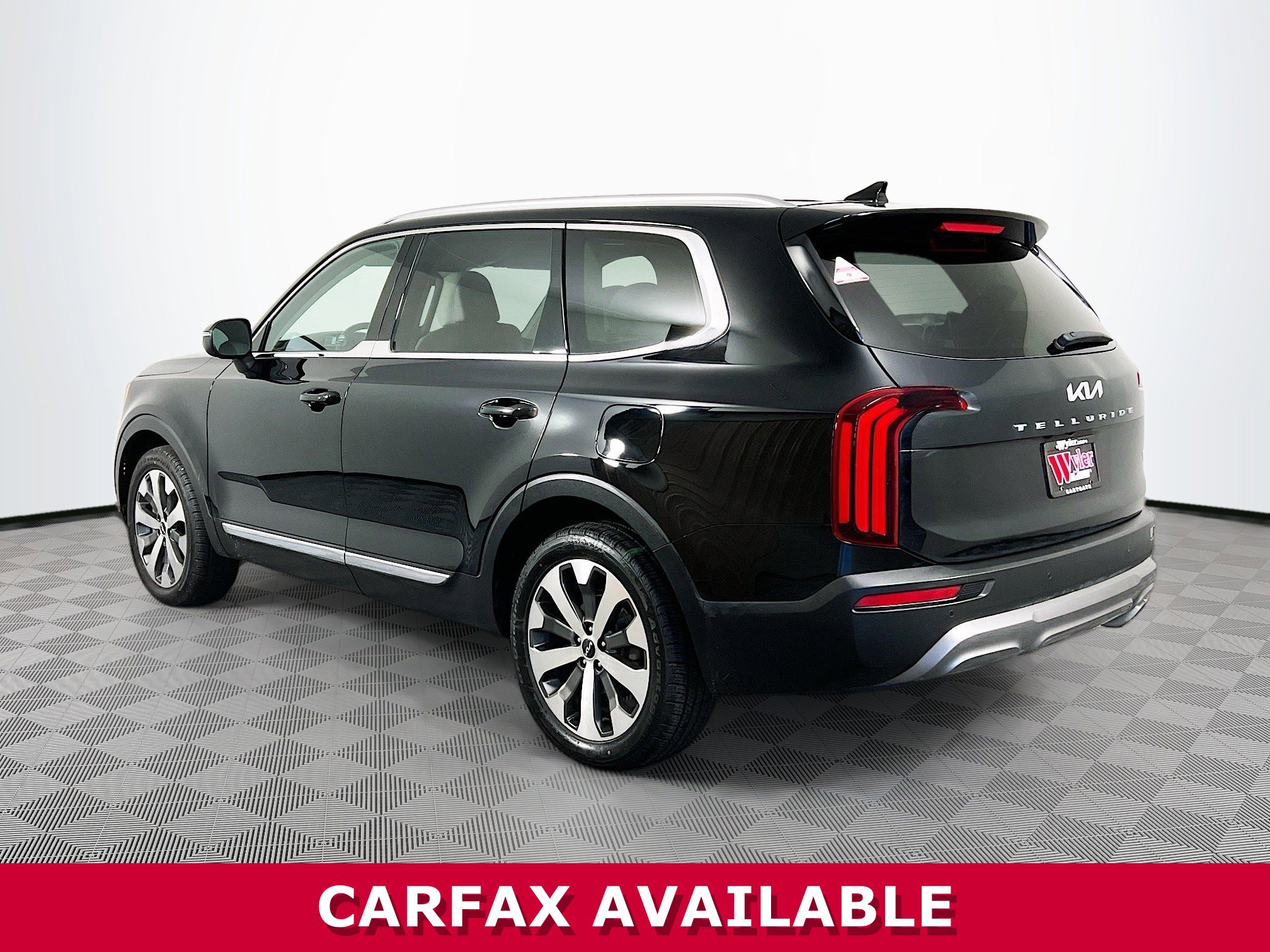 Used 2022 Kia Telluride EX w/ EX Premium Package image 32