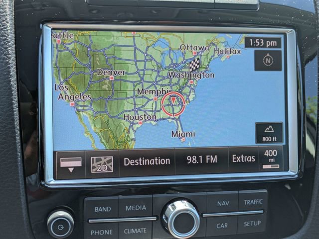 Used 2014 Volkswagen Touareg TDI image 24