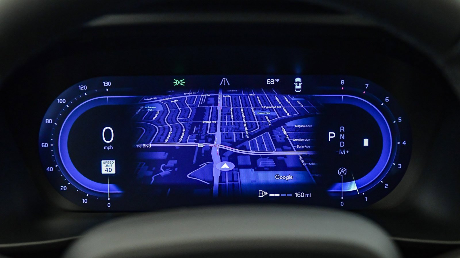 Certified 2025 Volvo XC40 B5 Plus w/ Climate Package image 28