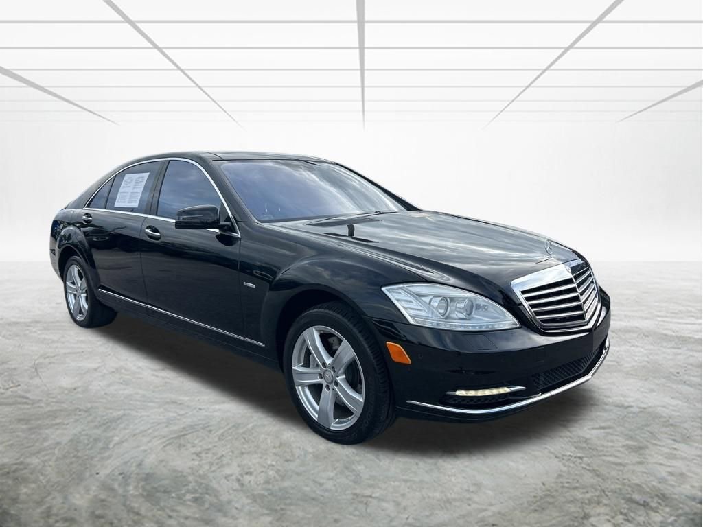 Used 2012 Mercedes-Benz S 550 4MATIC image 2