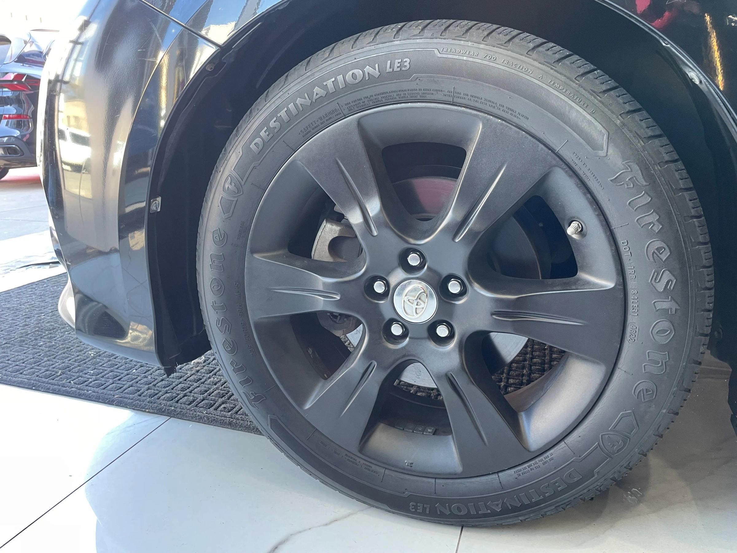 Used 2015 Toyota Sienna SE Premium image 30