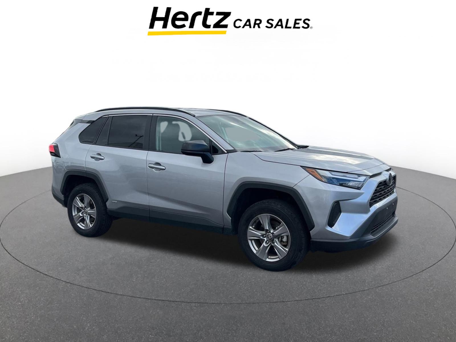 Used 2025 Toyota RAV4 LE video 1