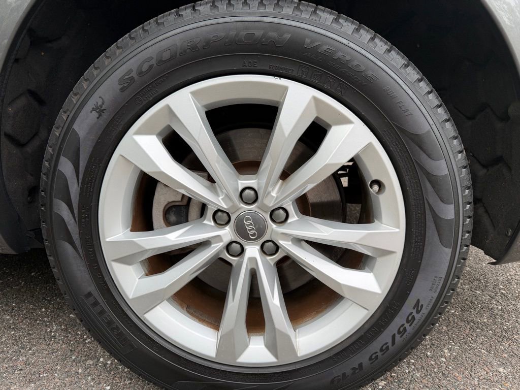 Used 2019 Audi Q7 2.0T Premium Plus w/ Premium Plus Package image 32
