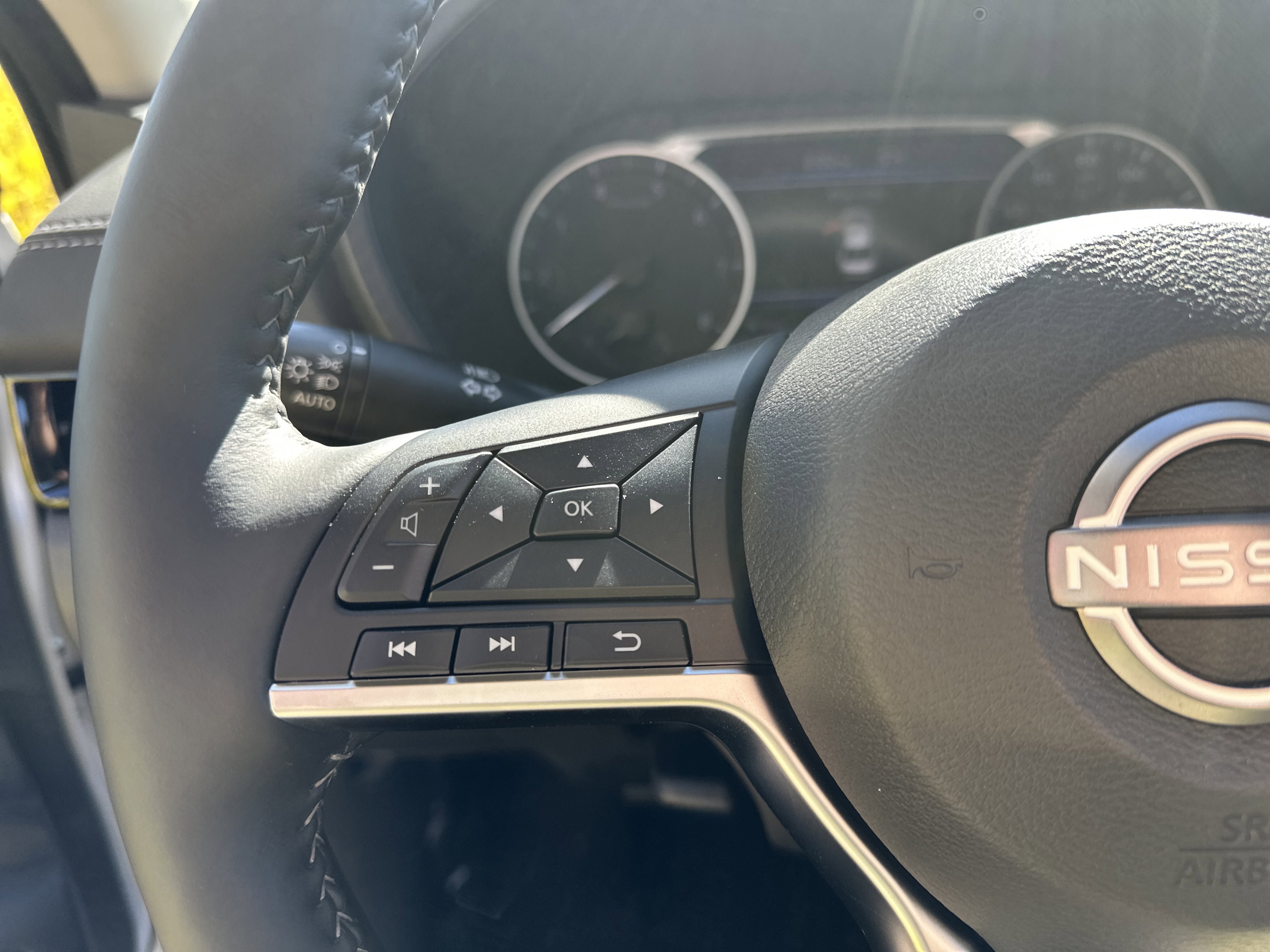 New 2025 Nissan Sentra SV image 17