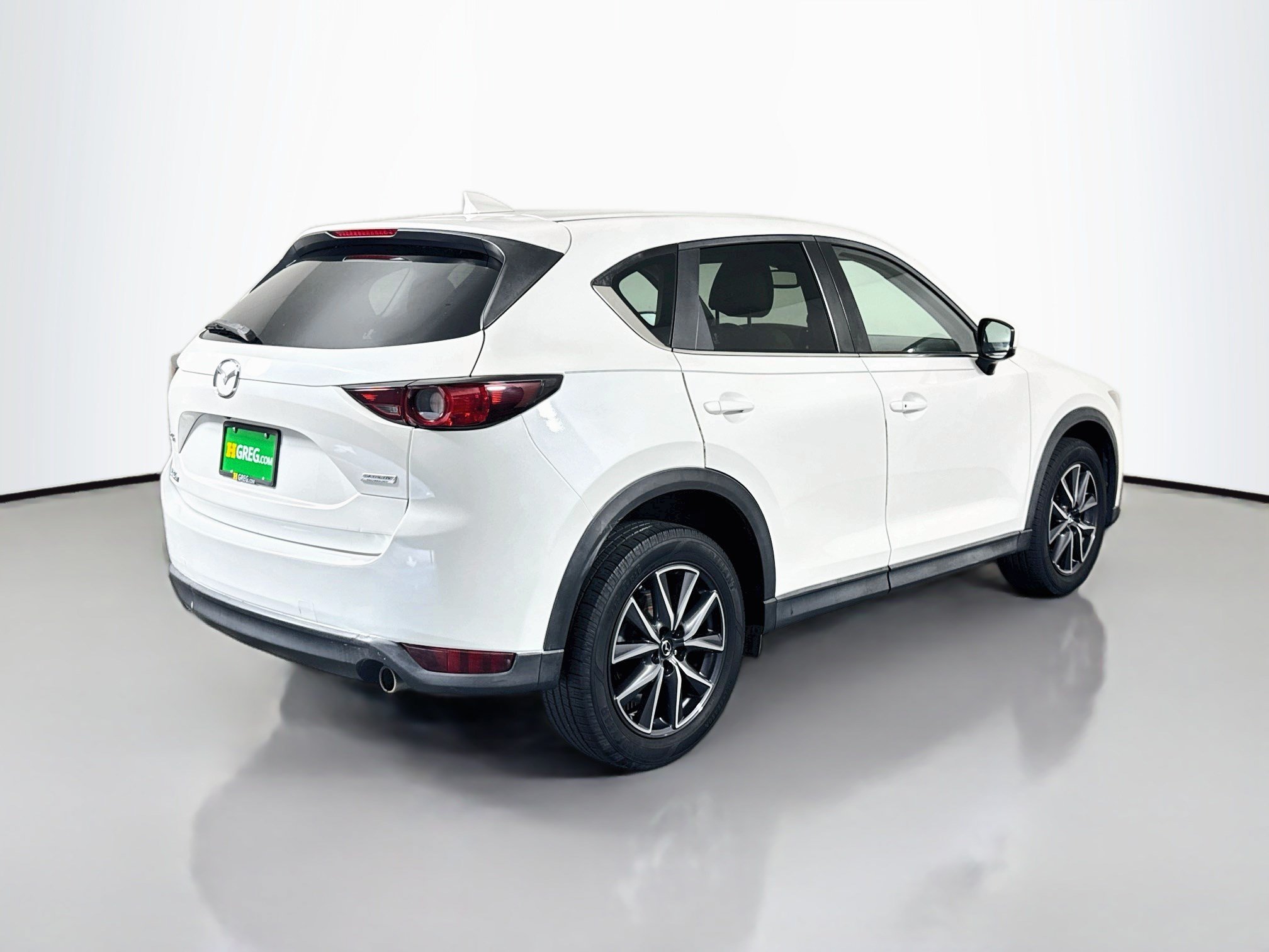 Used 2018 MAZDA CX-5 Touring w/ Preferred Equipment Package FWD image 10