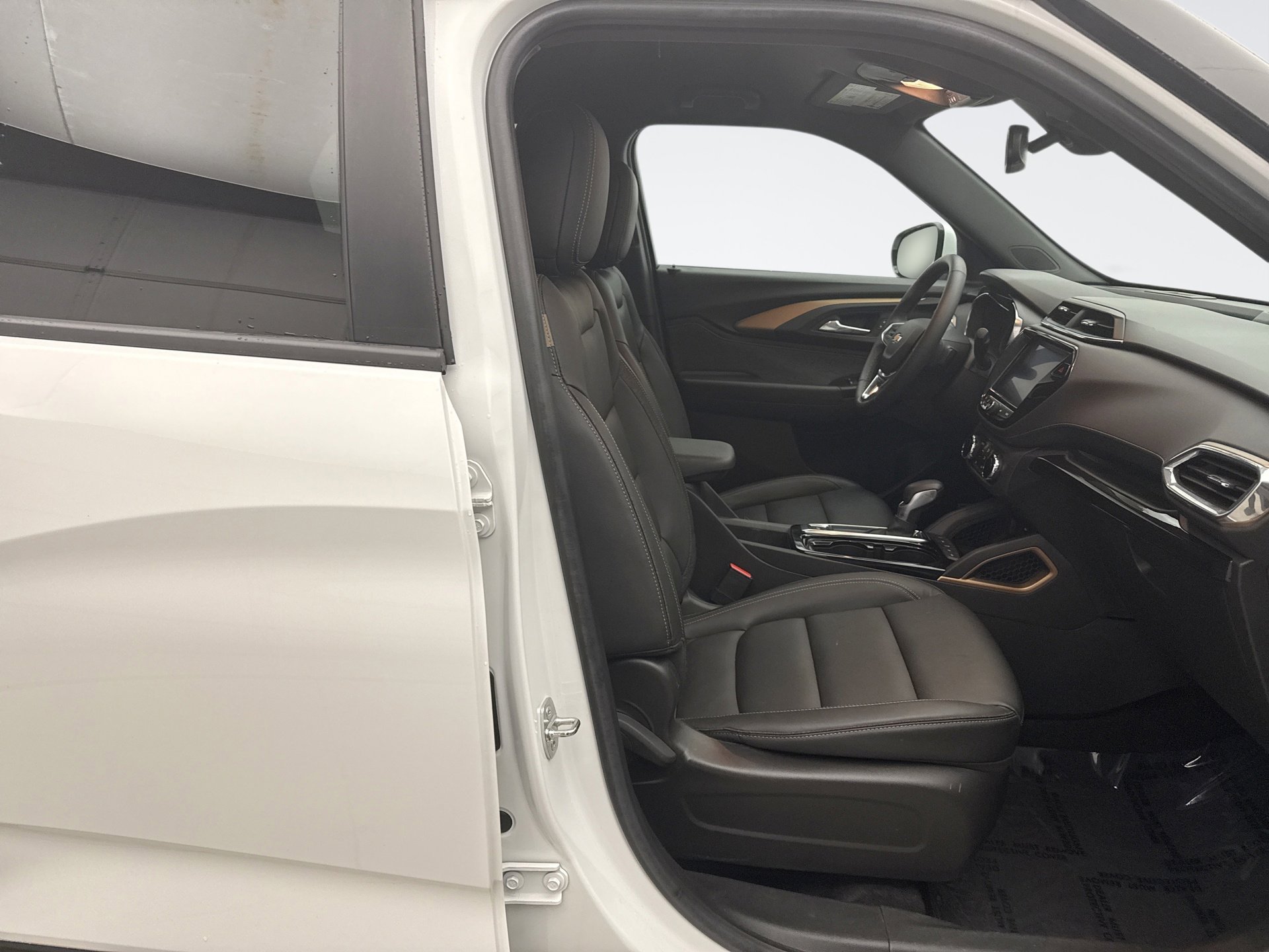 Used 2022 Chevrolet TrailBlazer ACTIV w/ Technology Package AWD/4WD image 18