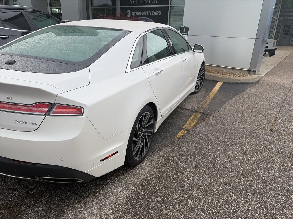 Used 2020 Lincoln MKZ Reserve w/ Elements Package AWD/4WD image 3