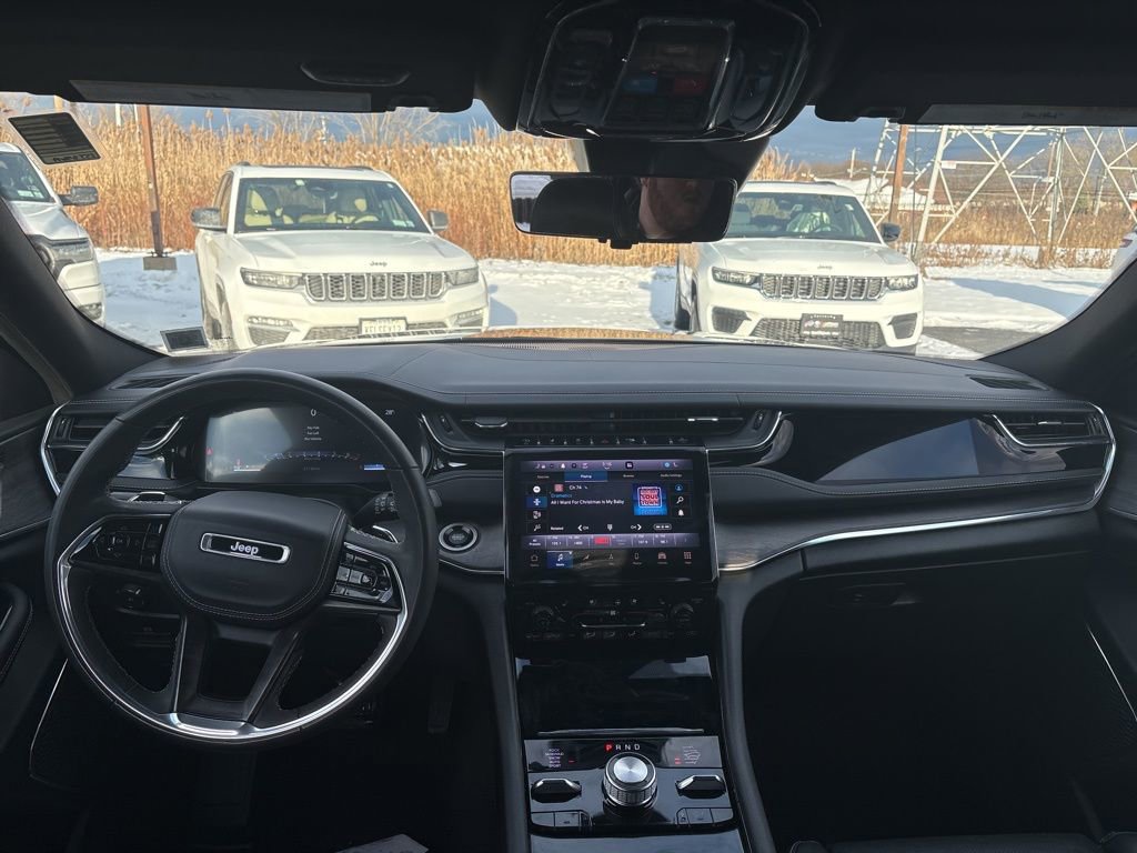 Certified 2023 Jeep Grand Cherokee Overland w/ Luxury Tech Group IV image 6