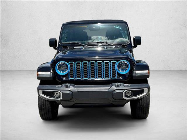 Used 2024 Jeep Wrangler Unlimited Sahara AWD/4WD image 3