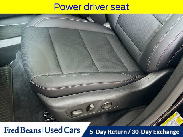 Used 2025 Chevrolet Traverse Z71 w/ Enhanced Driving Package AWD/4WD image 25