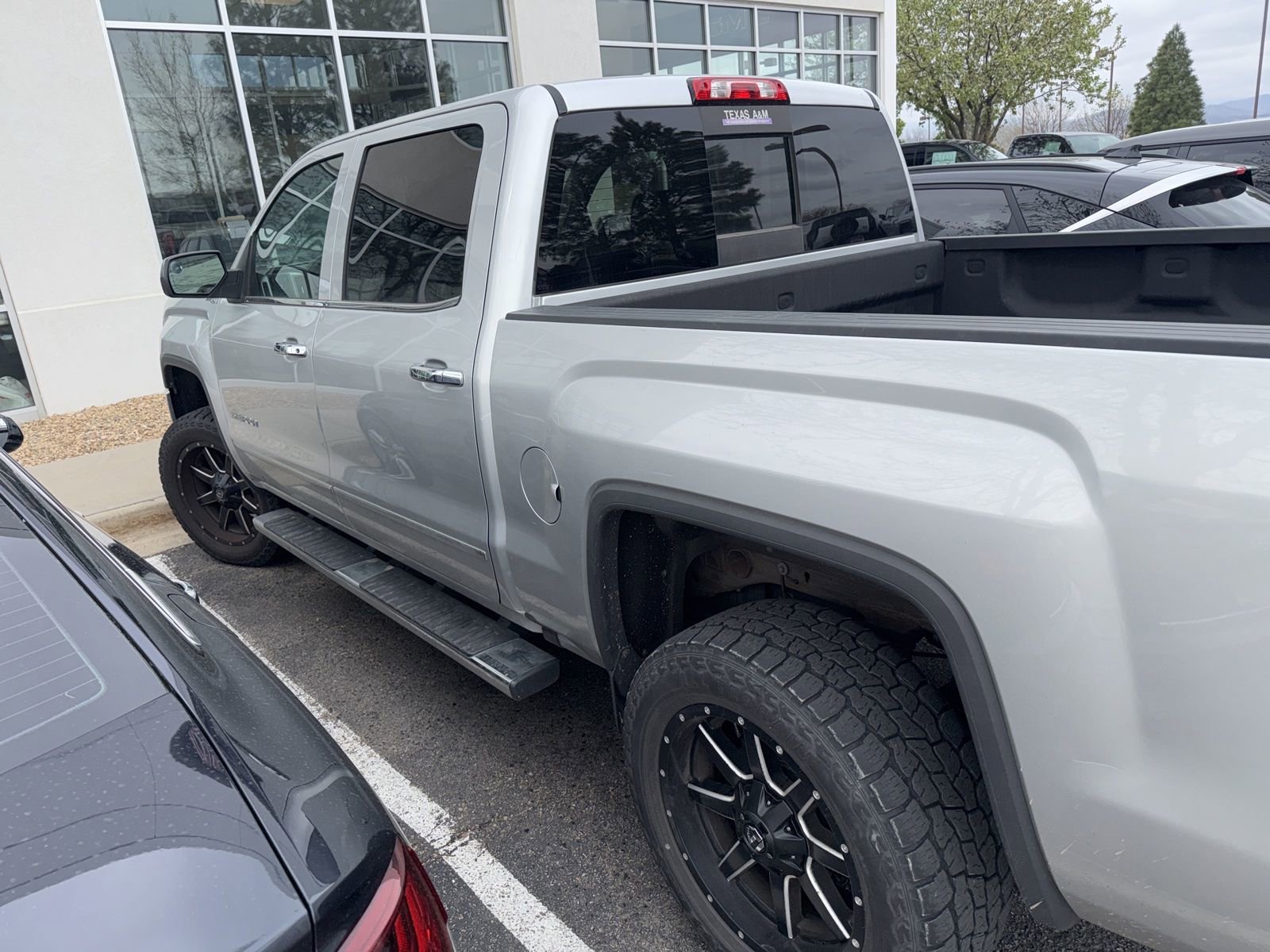 Used 2017 GMC Sierra 1500 SLT image 3