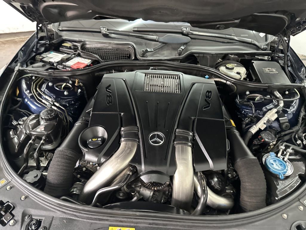 Used 2014 Mercedes-Benz CL 550 4MATIC image 30