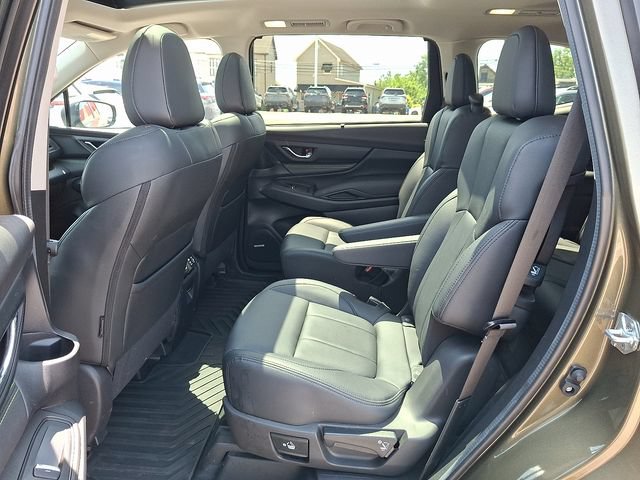 Certified 2025 Subaru Ascent Bronze Edition AWD/4WD image 11