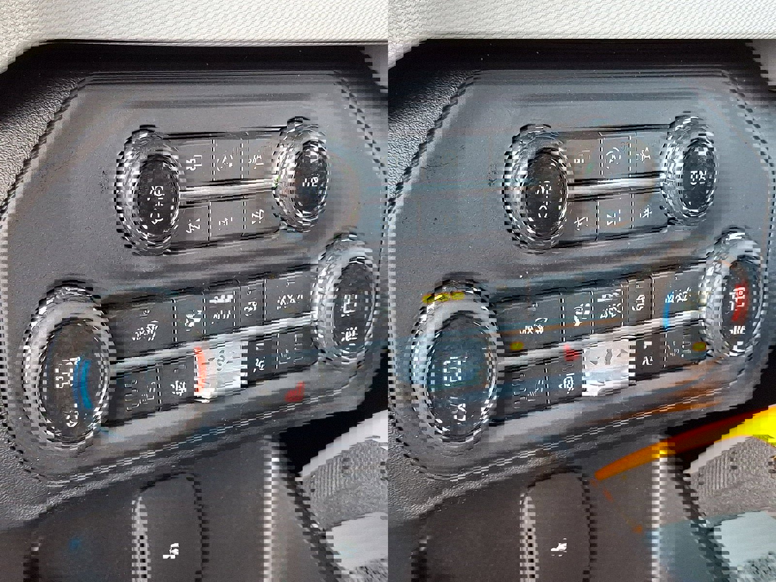 Used 2023 Ford Bronco Badlands image 16