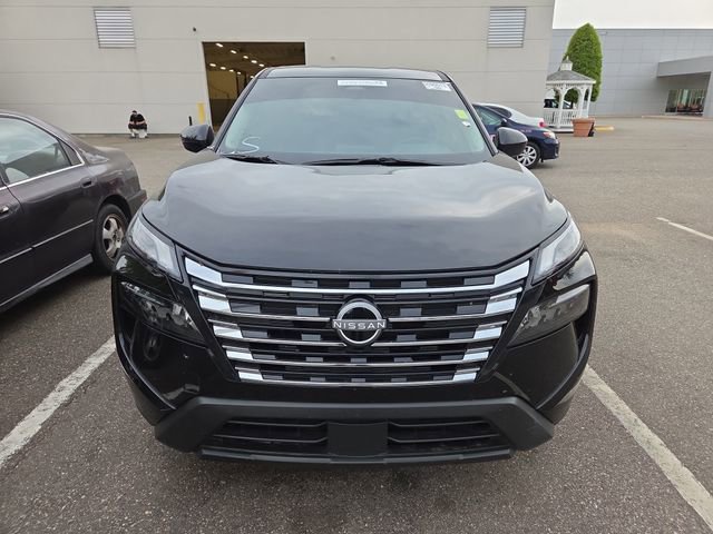 Used 2026 Nissan Rogue SV FWD image 8
