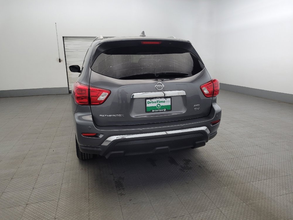 Used 2020 Nissan Pathfinder SV image 6