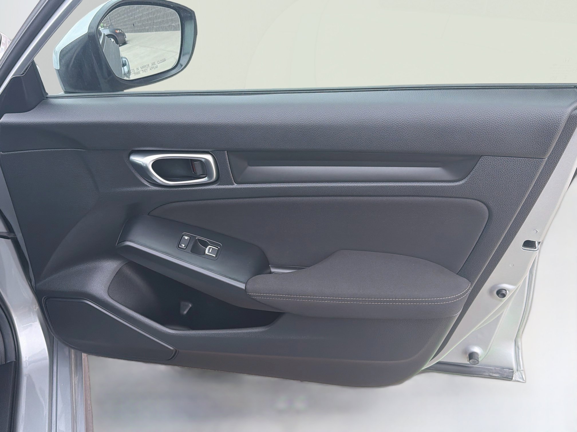 Used 2025 Honda Civic LX image 31
