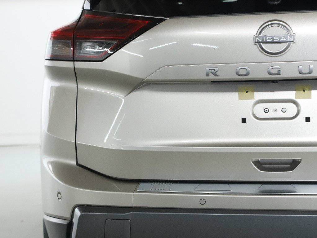 Certified 2024 Nissan Rogue SL image 44