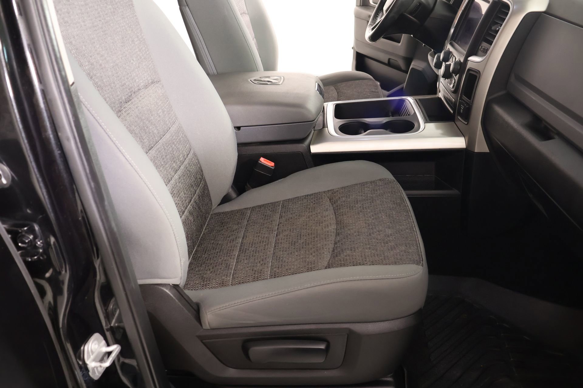 Used 2018 RAM 1500 Big Horn image 12