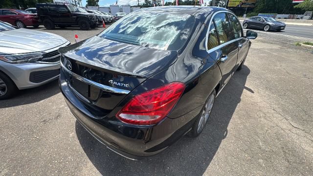 Used 2018 Mercedes-Benz C 300 4MATIC Sedan image 5