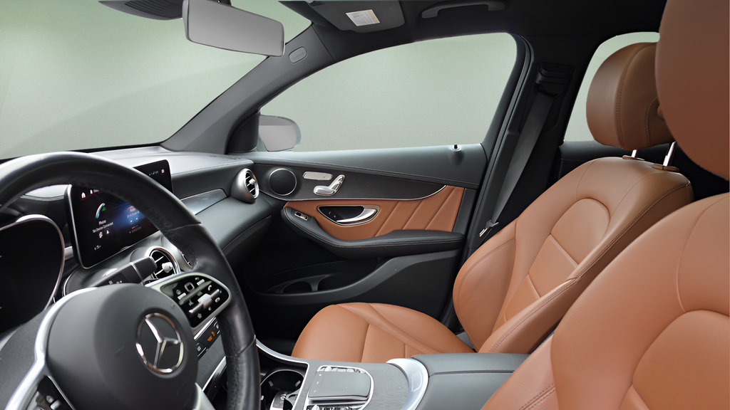 Used 2022 Mercedes-Benz GLC 300 4MATIC Coupe image 13