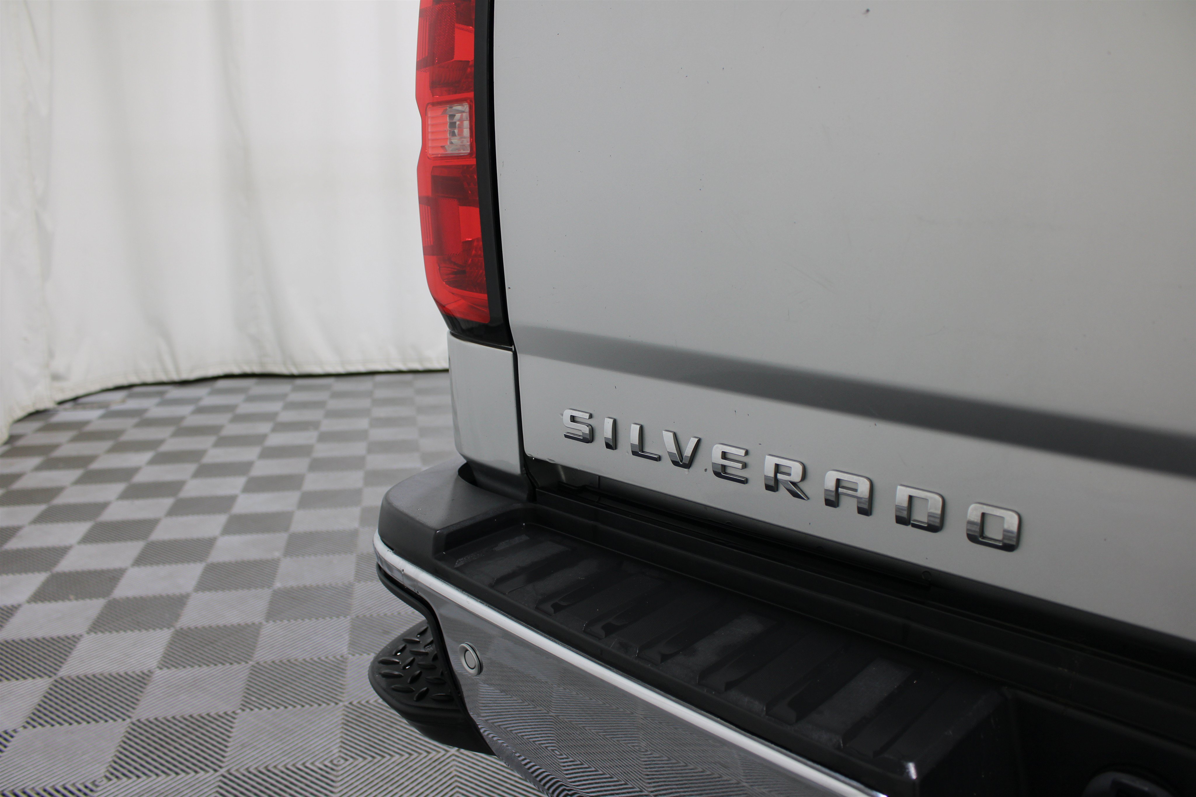 Used 2018 Chevrolet Silverado 2500 LTZ w/ Duramax Plus Package AWD/4WD image 27