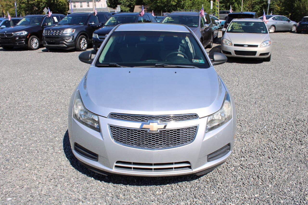 Used 2012 Chevrolet Cruze LS w/ Connectivity Package FWD image 3