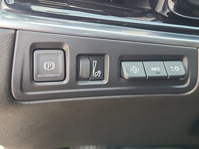 Certified 2023 Cadillac XT6 Premium Luxury w/ Technology Package FWD image 18