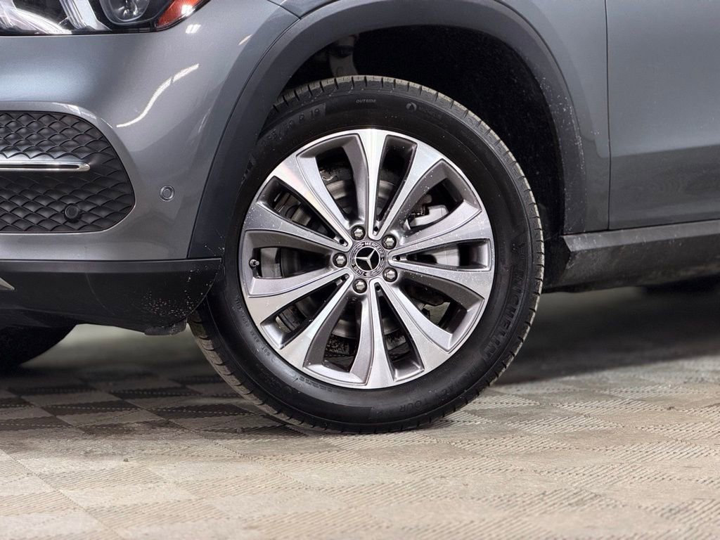 Used 2022 Mercedes-Benz GLE 350 4MATIC w/ Premium Package image 2