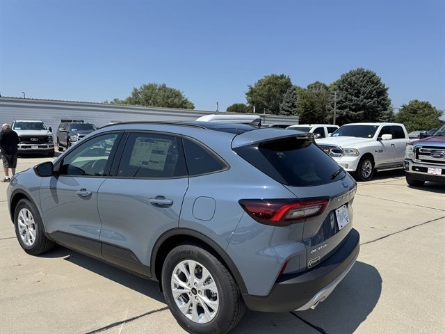 New 2025 Ford Escape Active w/ Tech Pack #1 image 6