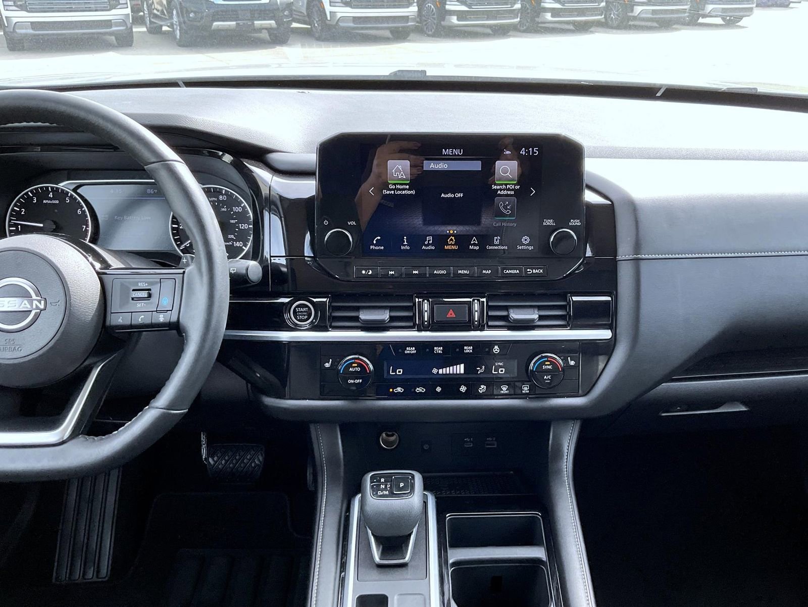 Used 2023 Nissan Pathfinder SL AWD/4WD image 13