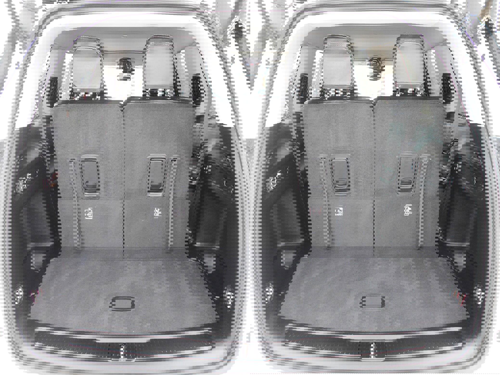 Used 2023 Jeep Grand Cherokee L Limited image 23