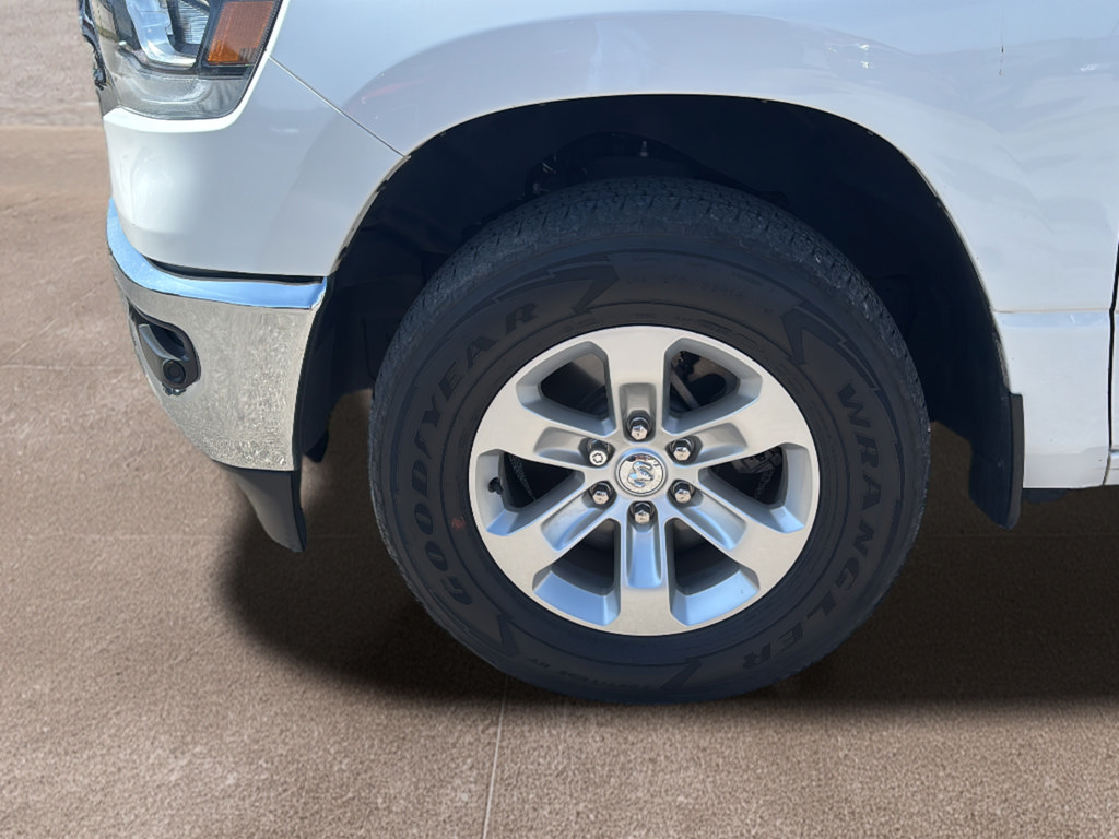 Used 2023 RAM 1500 Laramie AWD/4WD image 25