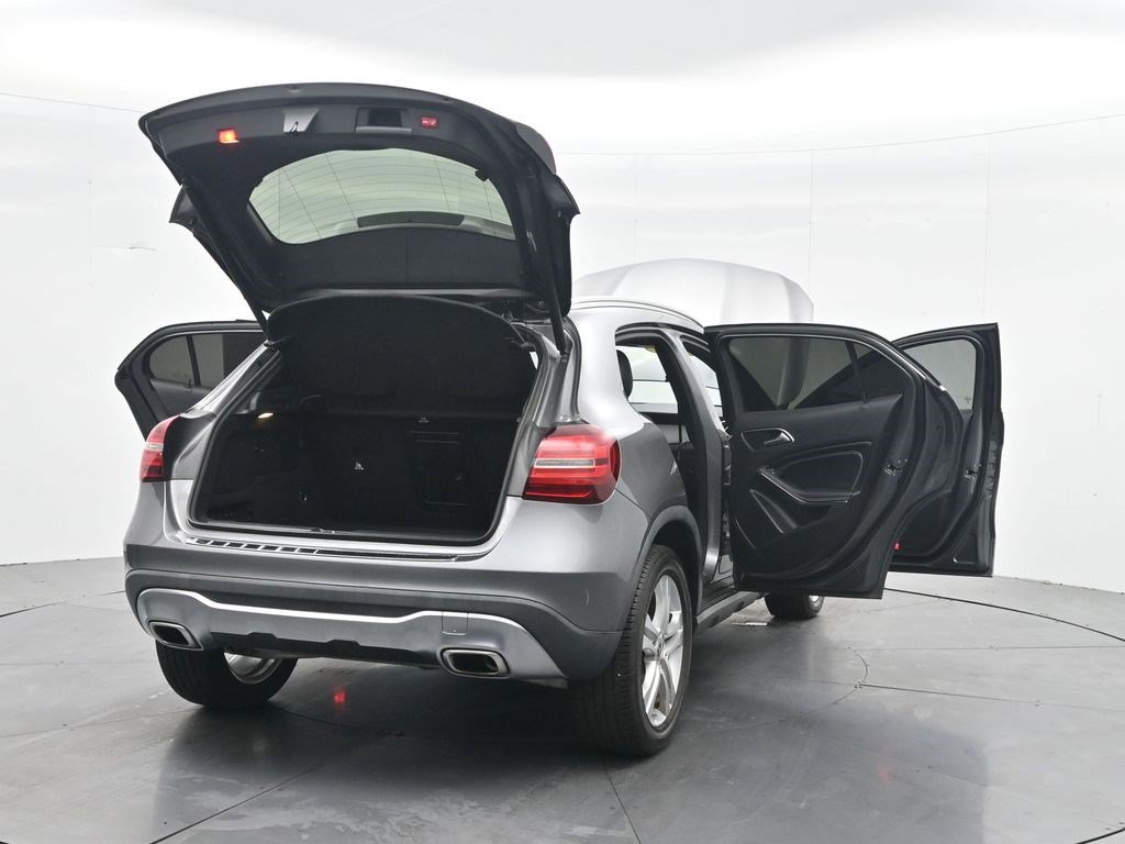 Used 2020 Mercedes-Benz GLA 250 4MATIC image 20