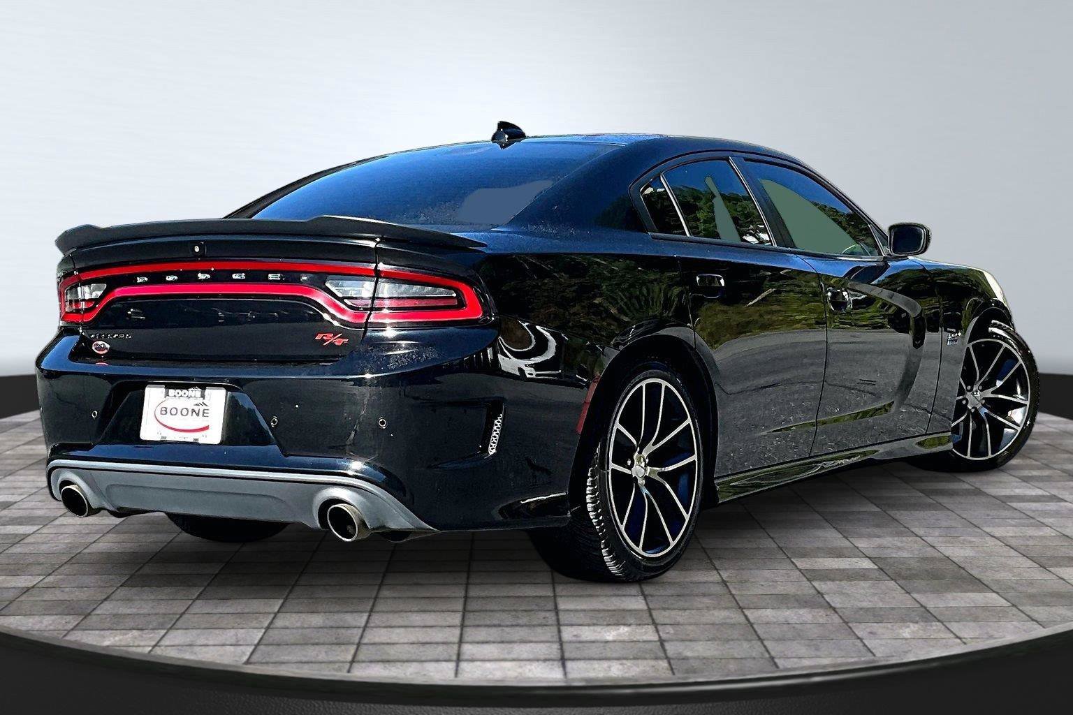 Used 2016 Dodge Charger R/T Scat Pack RWD image 14