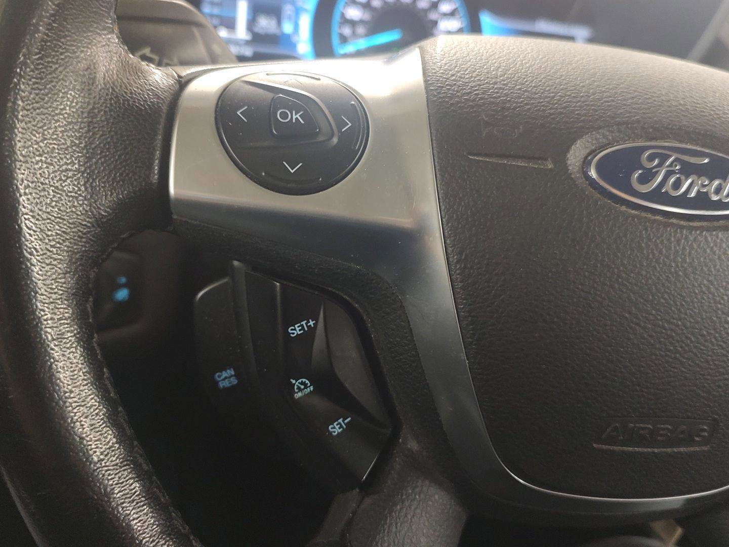 Used 2013 Ford C-MAX SE FWD image 11