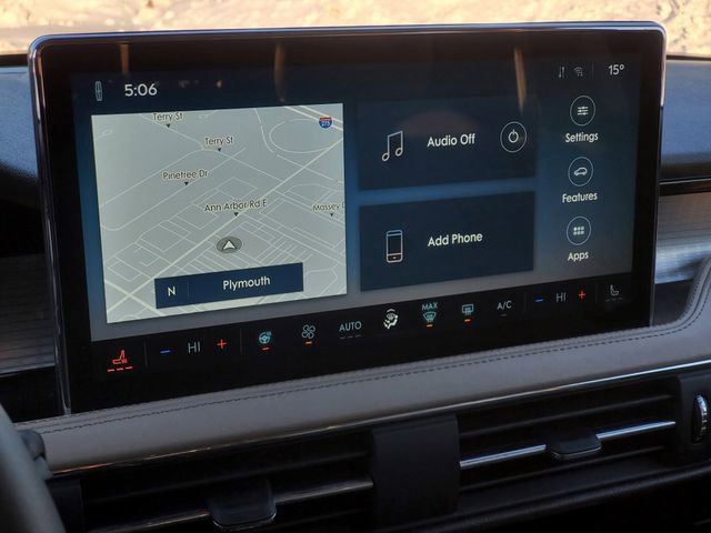 Certified 2024 Lincoln Corsair AWD w/ Equipment Group 101A image 18