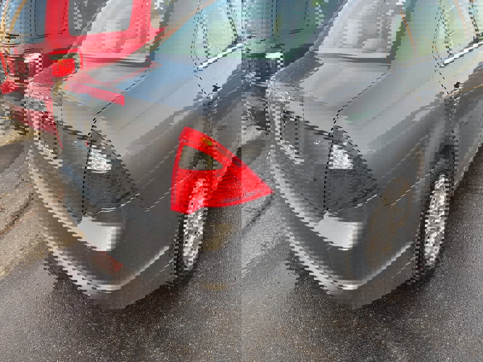 Used 2011 Ford Fusion SE w/ 201A Rapid Spec Order Code image 11