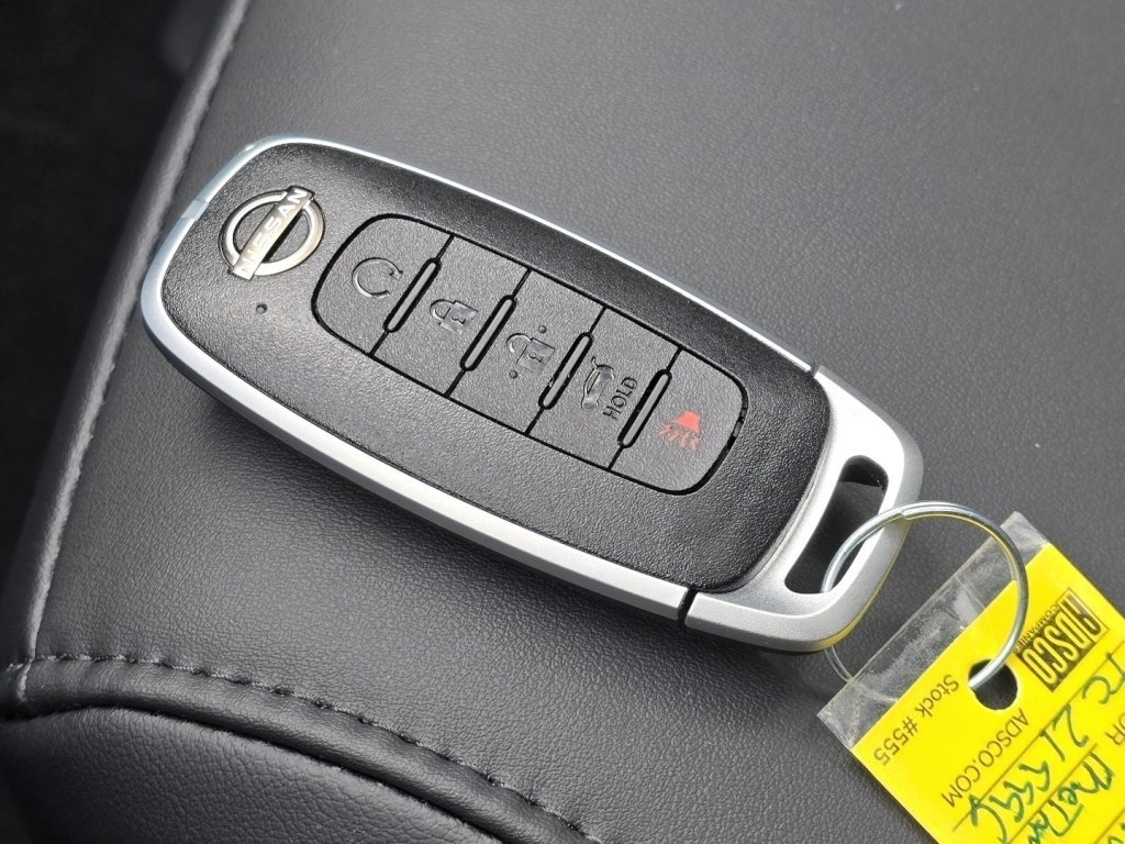 New 2026 Nissan Pathfinder Platinum image 19