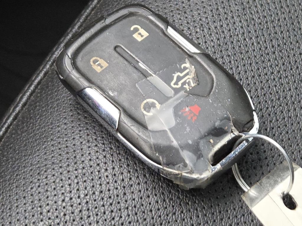 Used 2022 GMC Sierra 2500 SLT w/ SLT Premium Package image 34