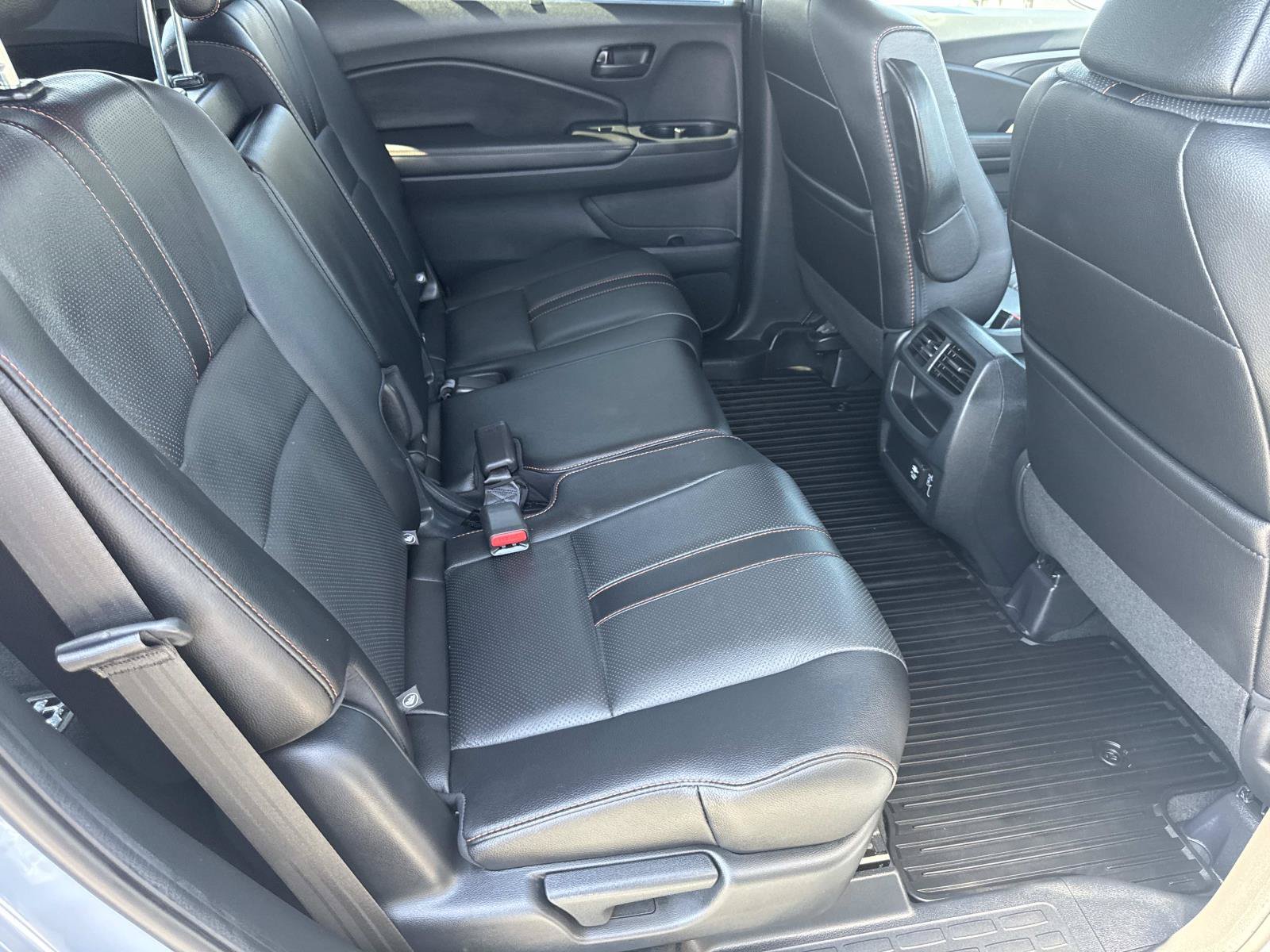 Used 2023 Honda Passport TrailSport image 32