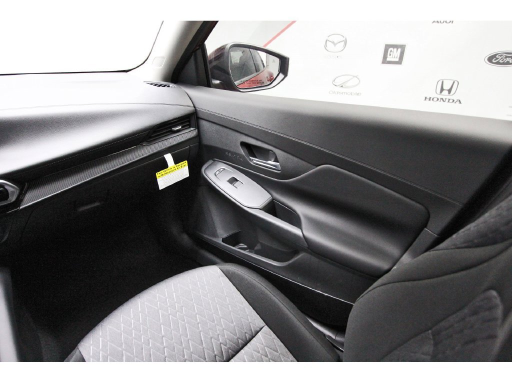 New 2026 Nissan Sentra SV w/ SV Convenience Package FWD image 8