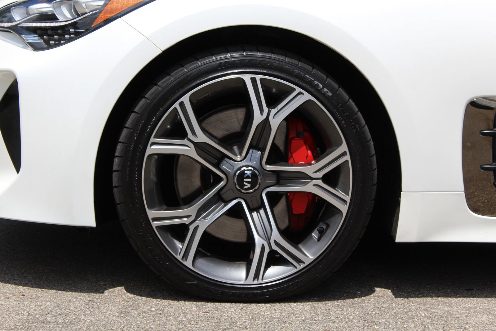 Used 2021 Kia Stinger GT2 RWD image 29