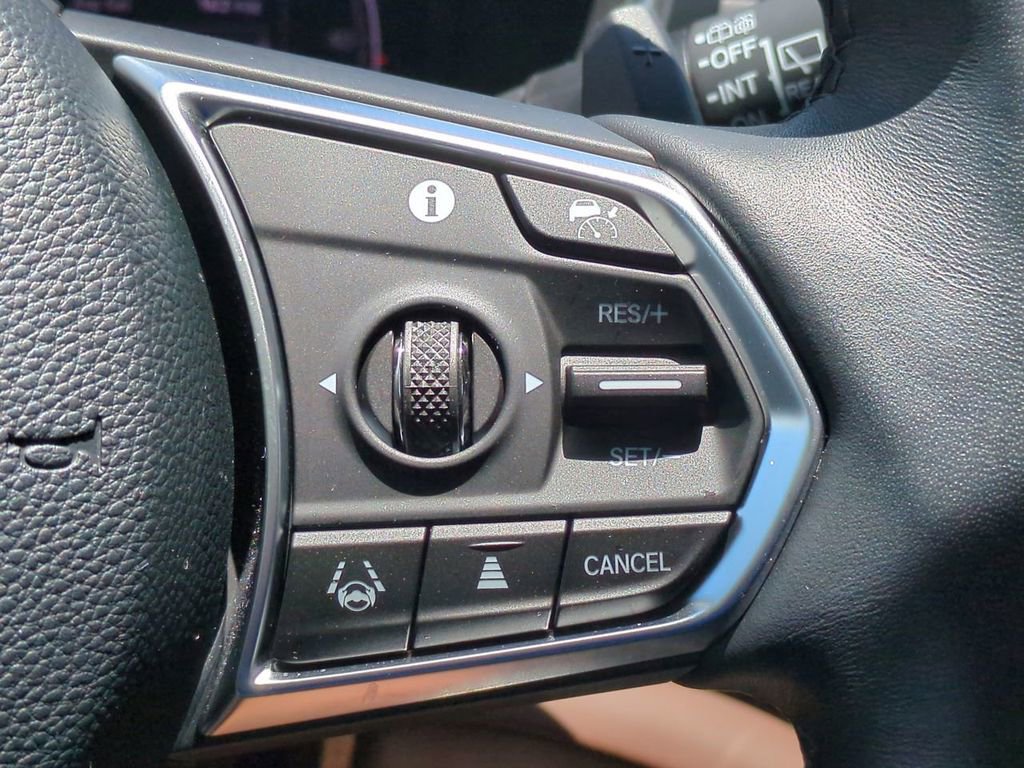 Certified 2025 Acura MDX FWD w/ Technology Package image 27