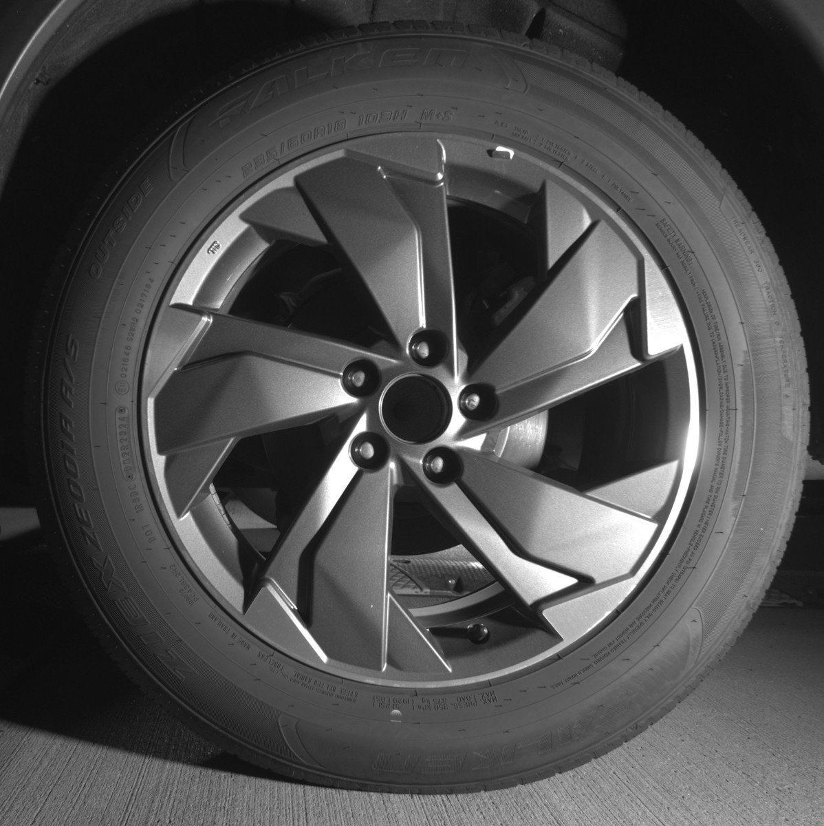 Used 2025 Nissan Rogue SV image 14