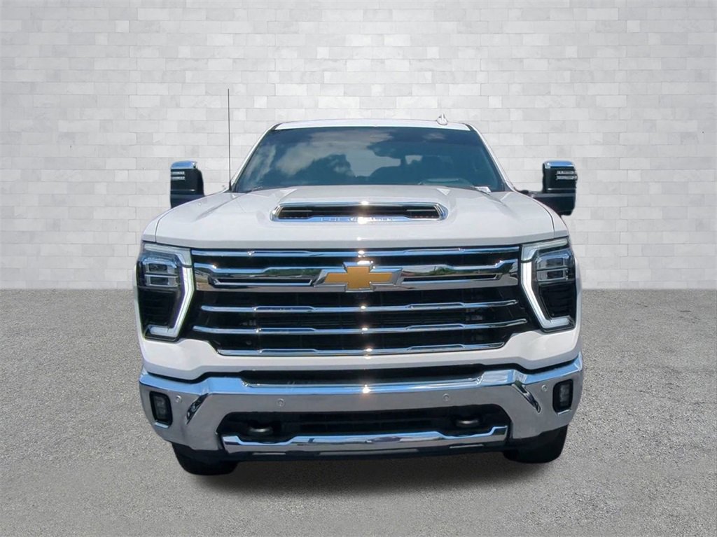 Used 2025 Chevrolet Silverado 2500 LTZ w/ LTZ Premium Package image 7