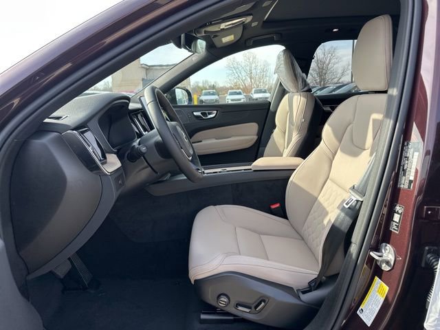 New 2026 Volvo XC60 B5 Plus w/ Climate Package AWD/4WD image 15