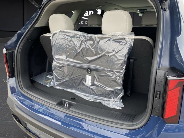 New 2026 Kia Sorento SX image 31