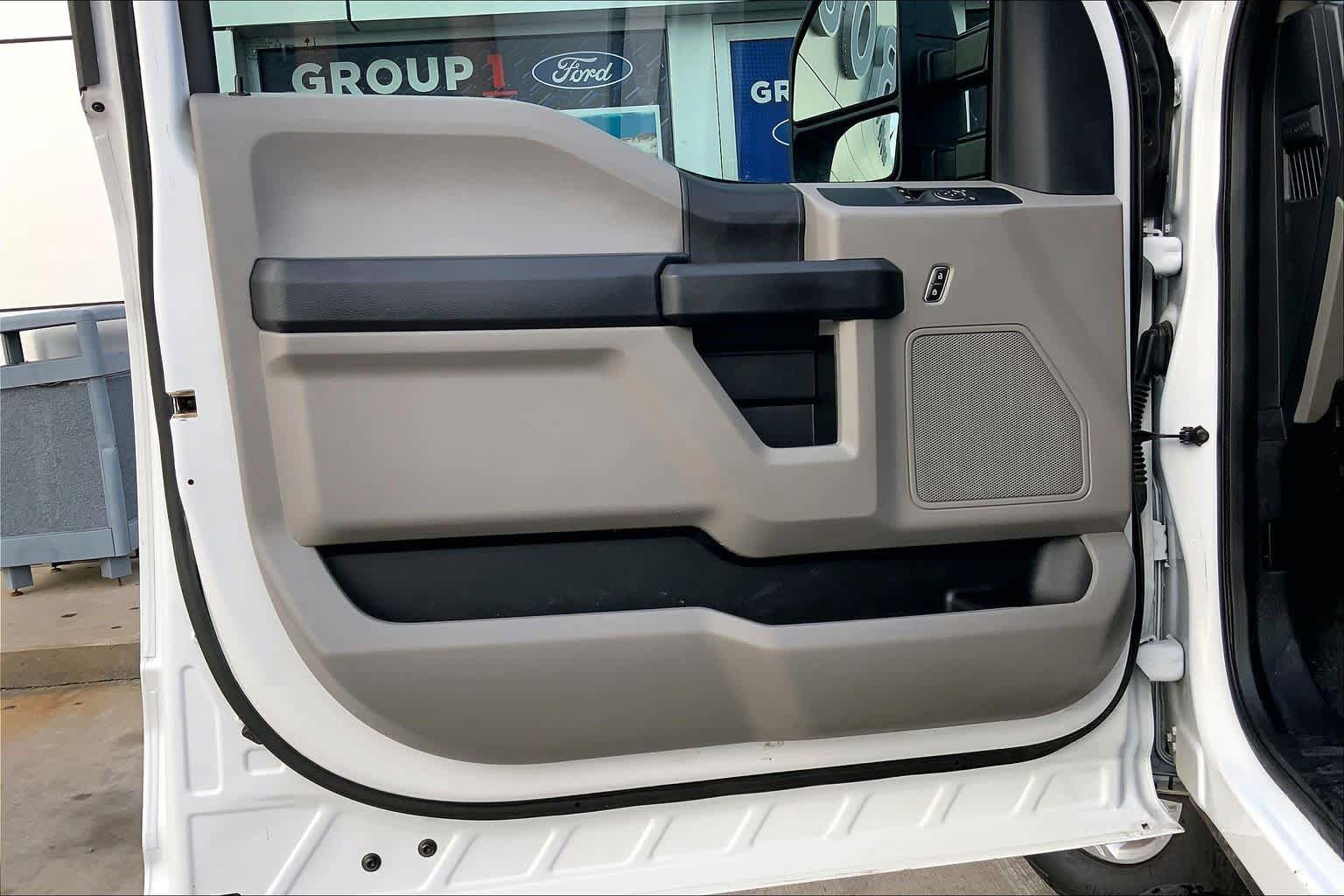 Used 2018 Ford F350 XL w/ Power Equipment Group RWD image 18